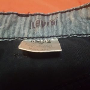 Levi's cargo capris